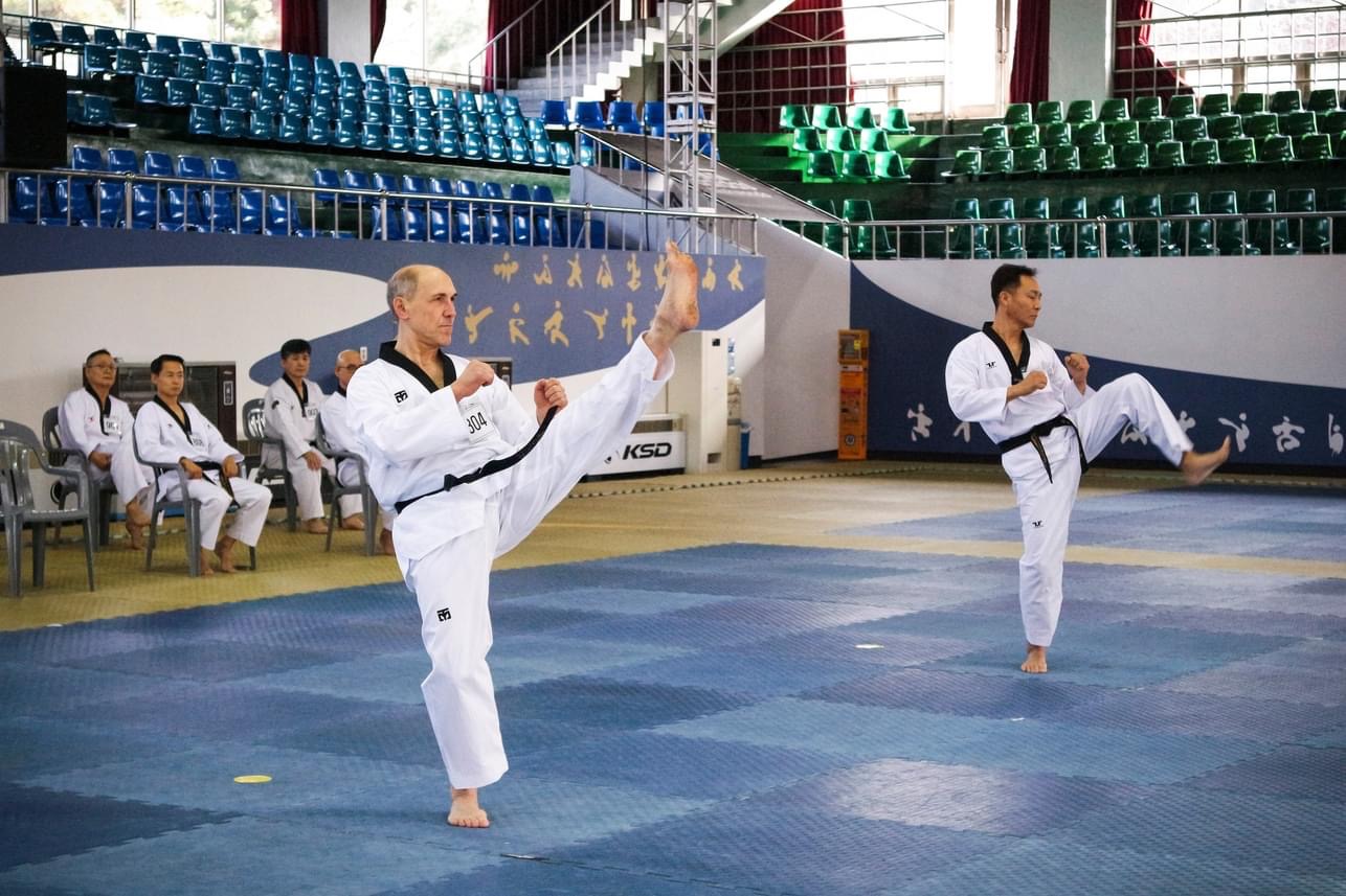 Einen guten und gesunden Rutsch ins neue Jahr TANGUN